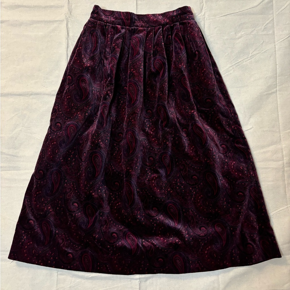 Woodward Paisley Skirt w/ Pockets